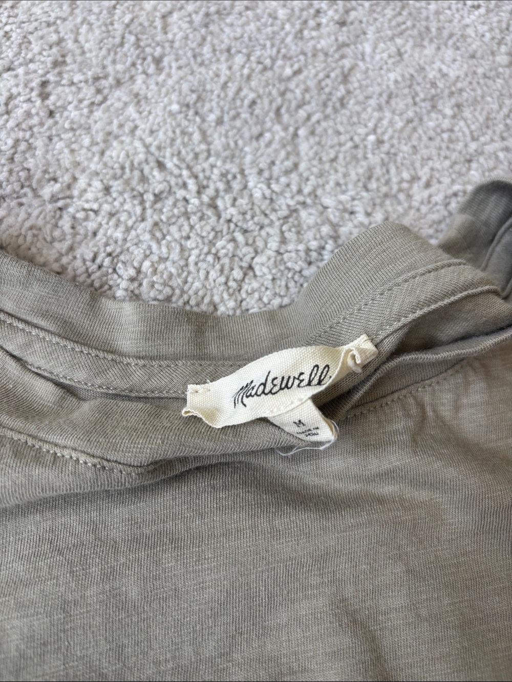 Madewell Relaxed Crew Tee in Olive - Picture 2 of 3